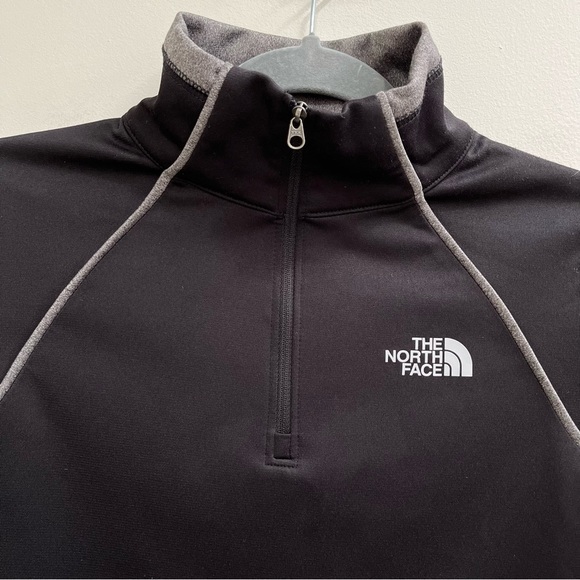 Woman’s North Face fleece lined black gray 1/4 zip pullover size small - Picture 5 of 9
